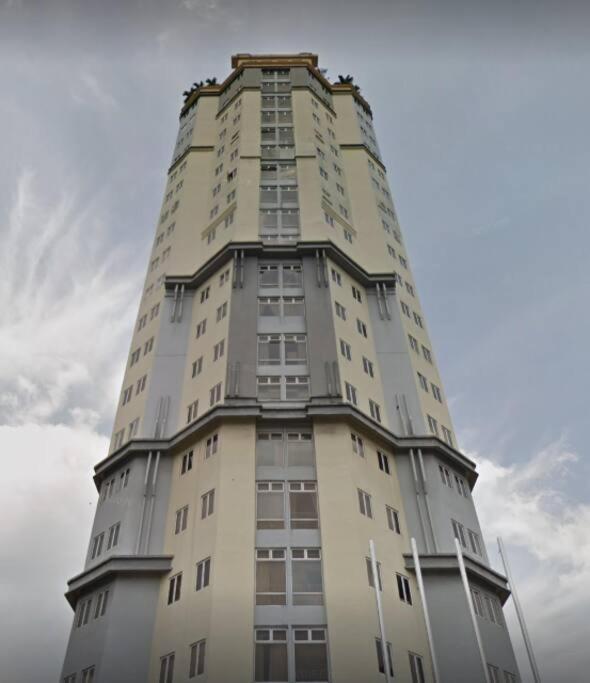 Eco One Bedroom Apartment @ Jalan Ampang, 3 Pax Куала-Лумпур Екстер'єр фото